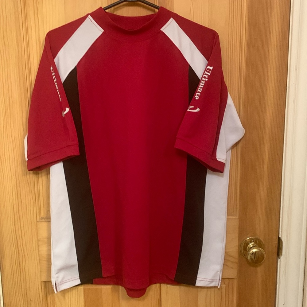 ULTIMATE TOP